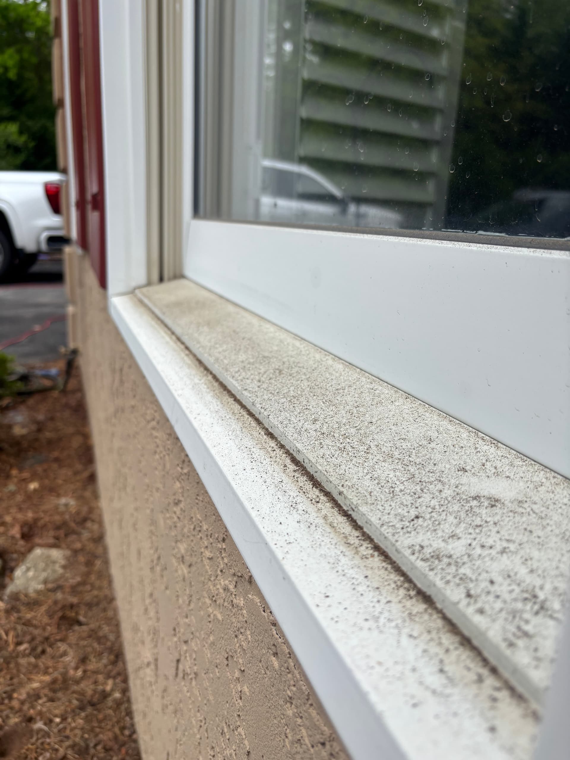 Gallery photos for Window Cleaning That Gets a Hendersonville Home Market-Ready: Image #2