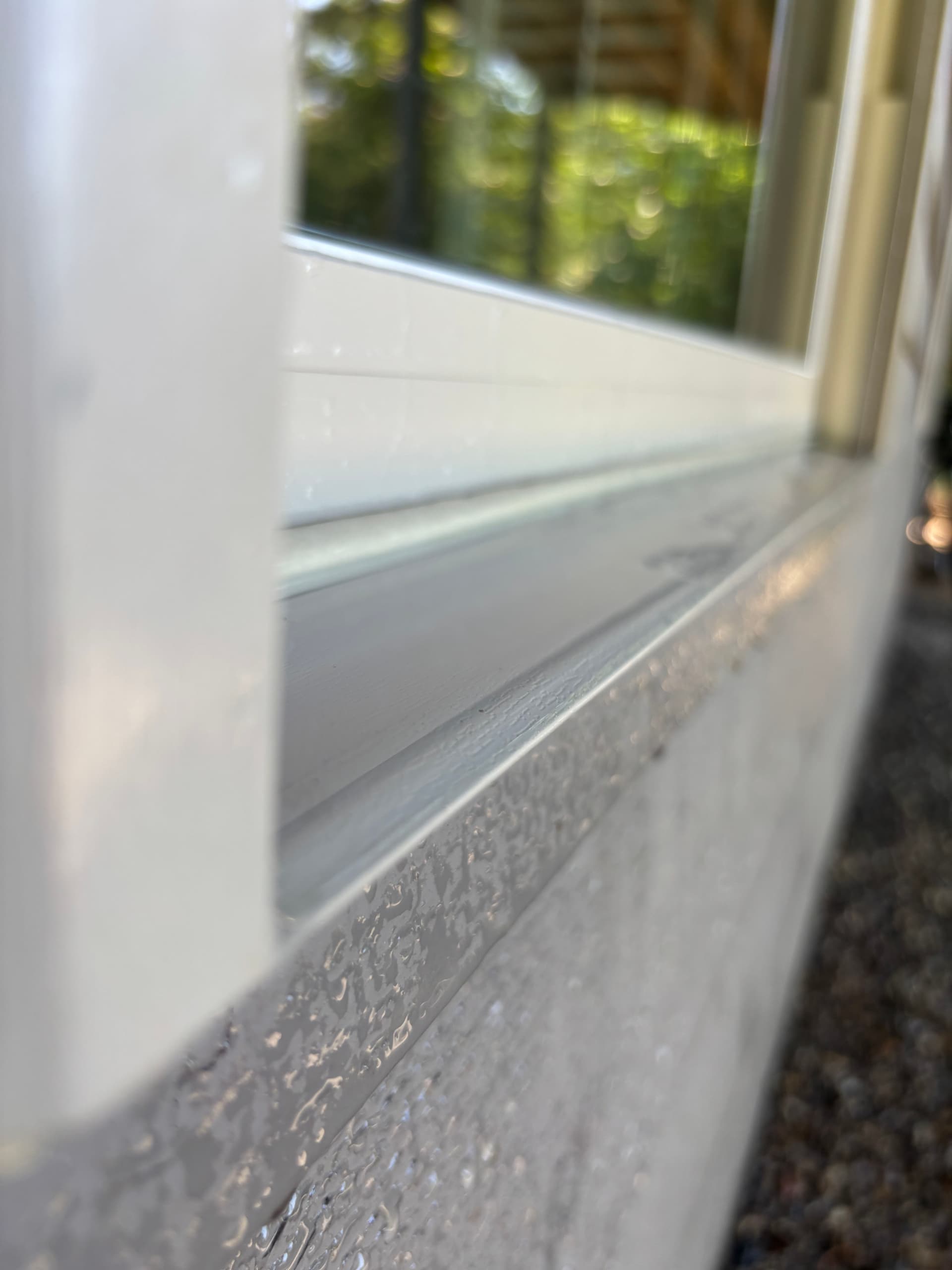 Gallery photos for The Dirty Window Detail Most People Never Think About: Image #1
