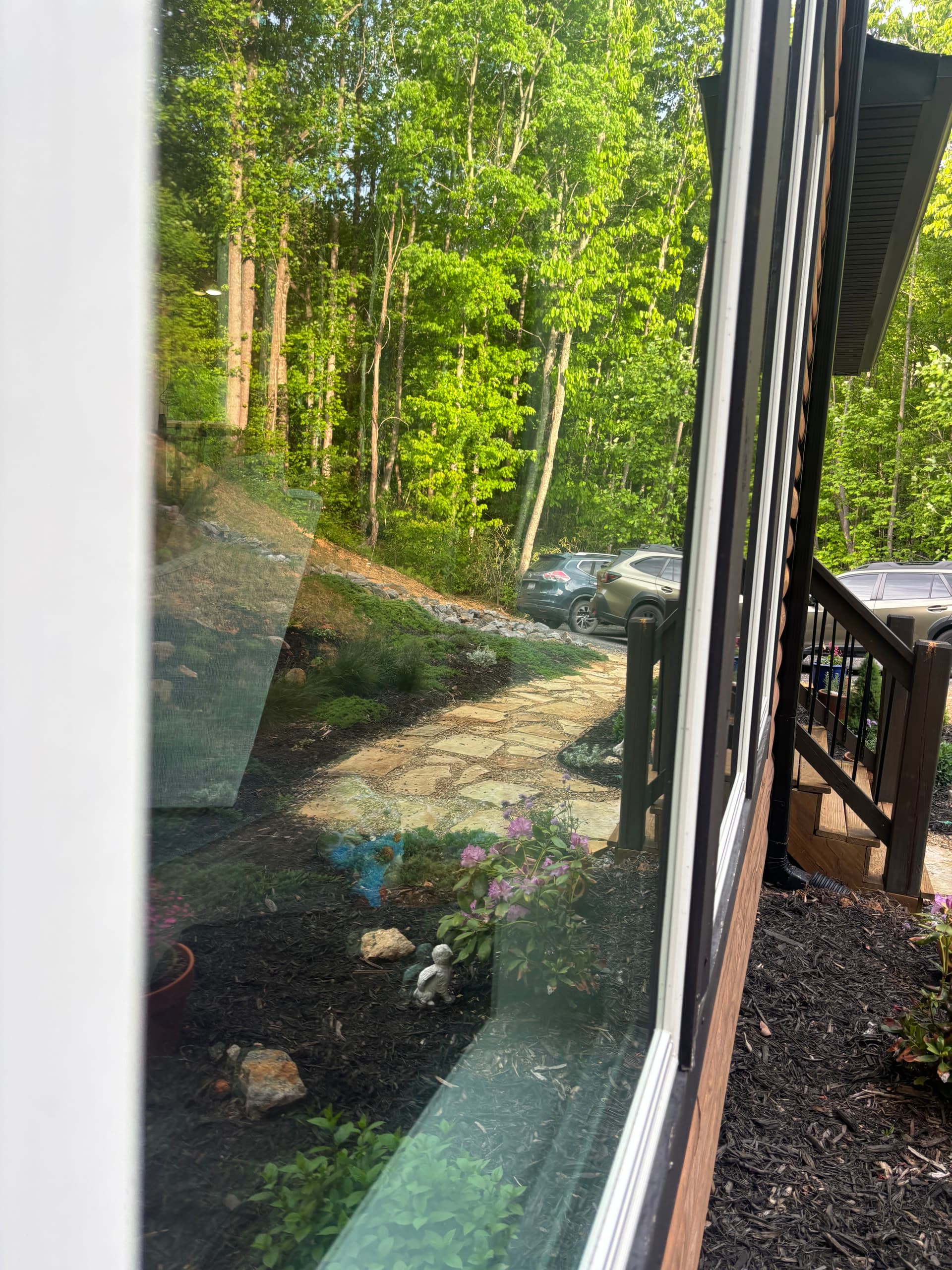 Gallery photos for Full Interior and Exterior Window Cleaning on a Two-Story Log Home: Image #2