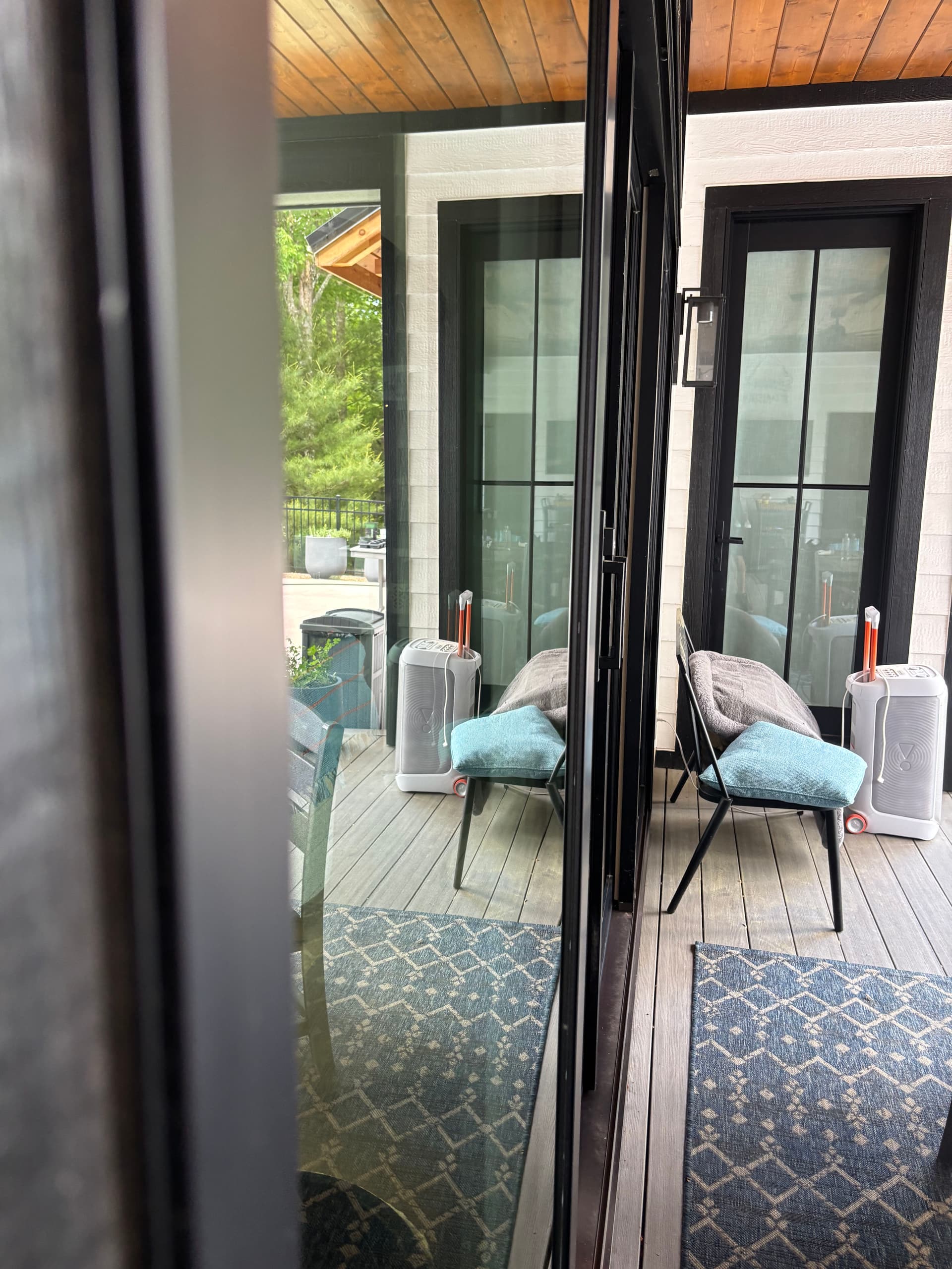 Gallery photos for Pollen Season Window Cleaning on a Corner Home: Image #2